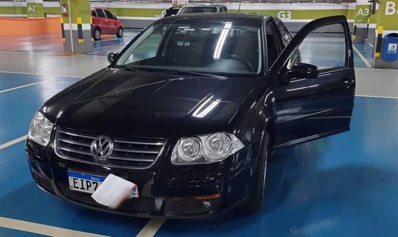 VOLKSWAGEN BORA 2.0 MI 8V FLEX 4P AUTOMÁTICO